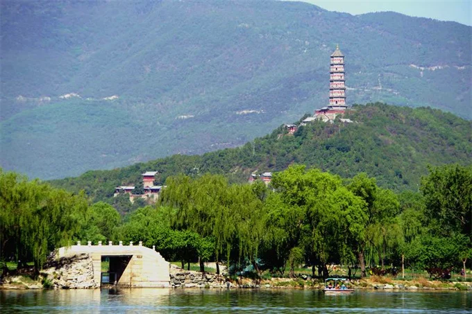 北京玉泉山能进去吗