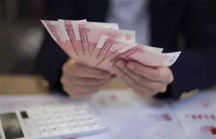工龄差一年工资差多少