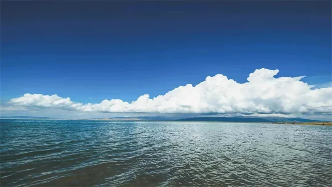 中国面积最大的咸水湖是
