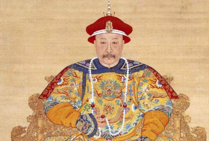 乾隆帝后谁继位