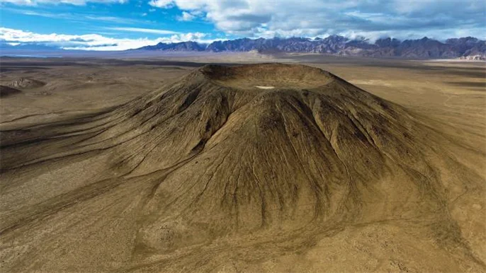 中国大陆最新的火山是哪一个