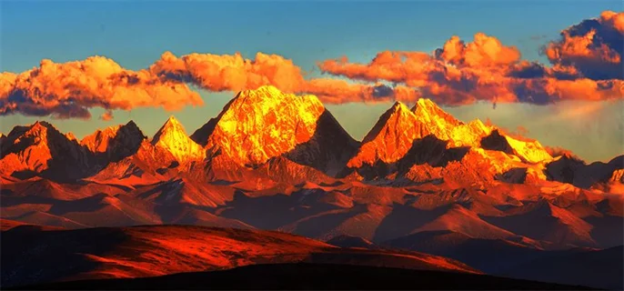 中国最高的山峰不算海拔